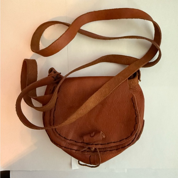 Handbags - Handstiched Peruvian Brown Leather Crossbody Bag brand new